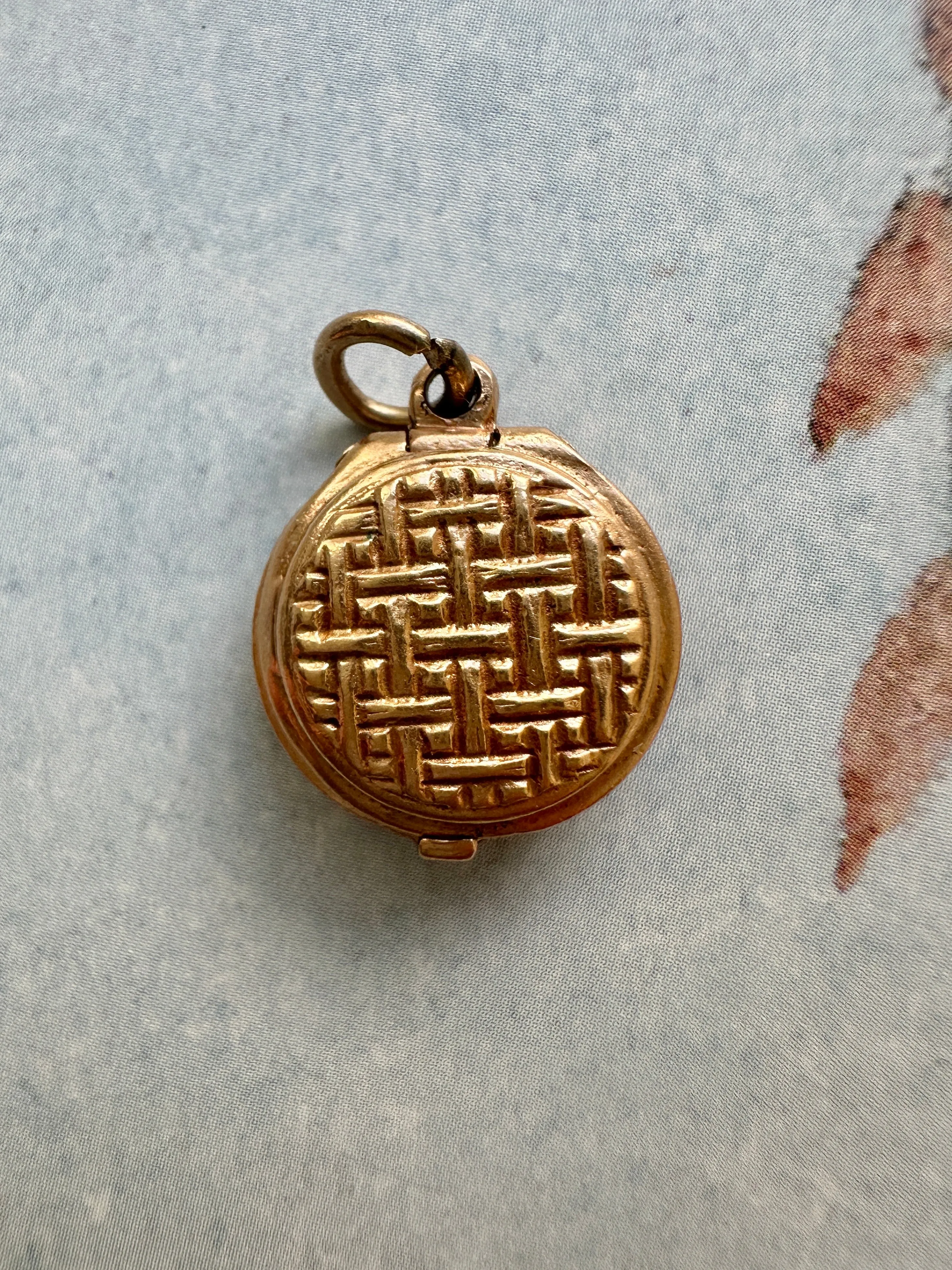 14k Gold Mini Makeup Compact Charm