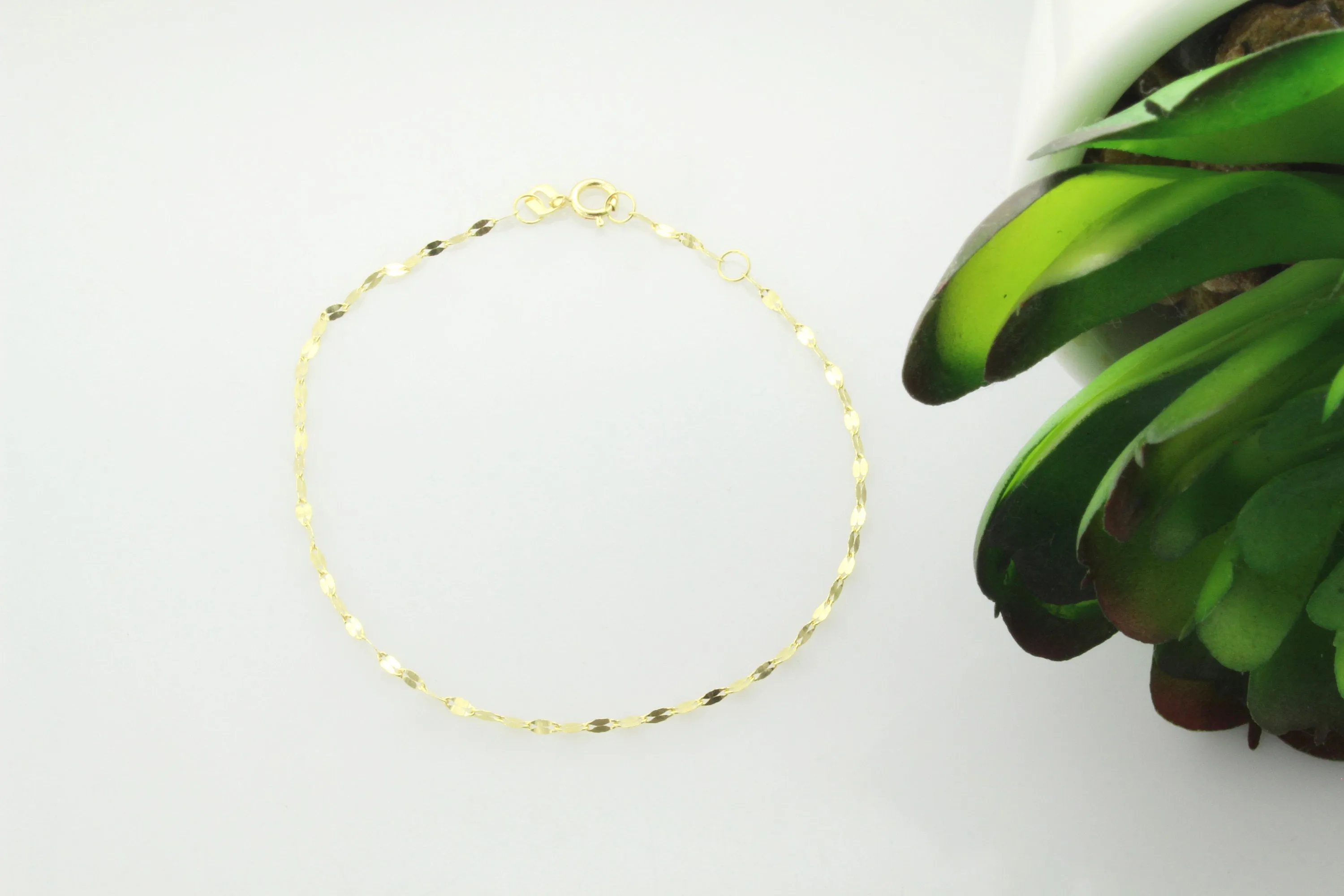 14K Gold Twisted Sparkle Chain Bracelet