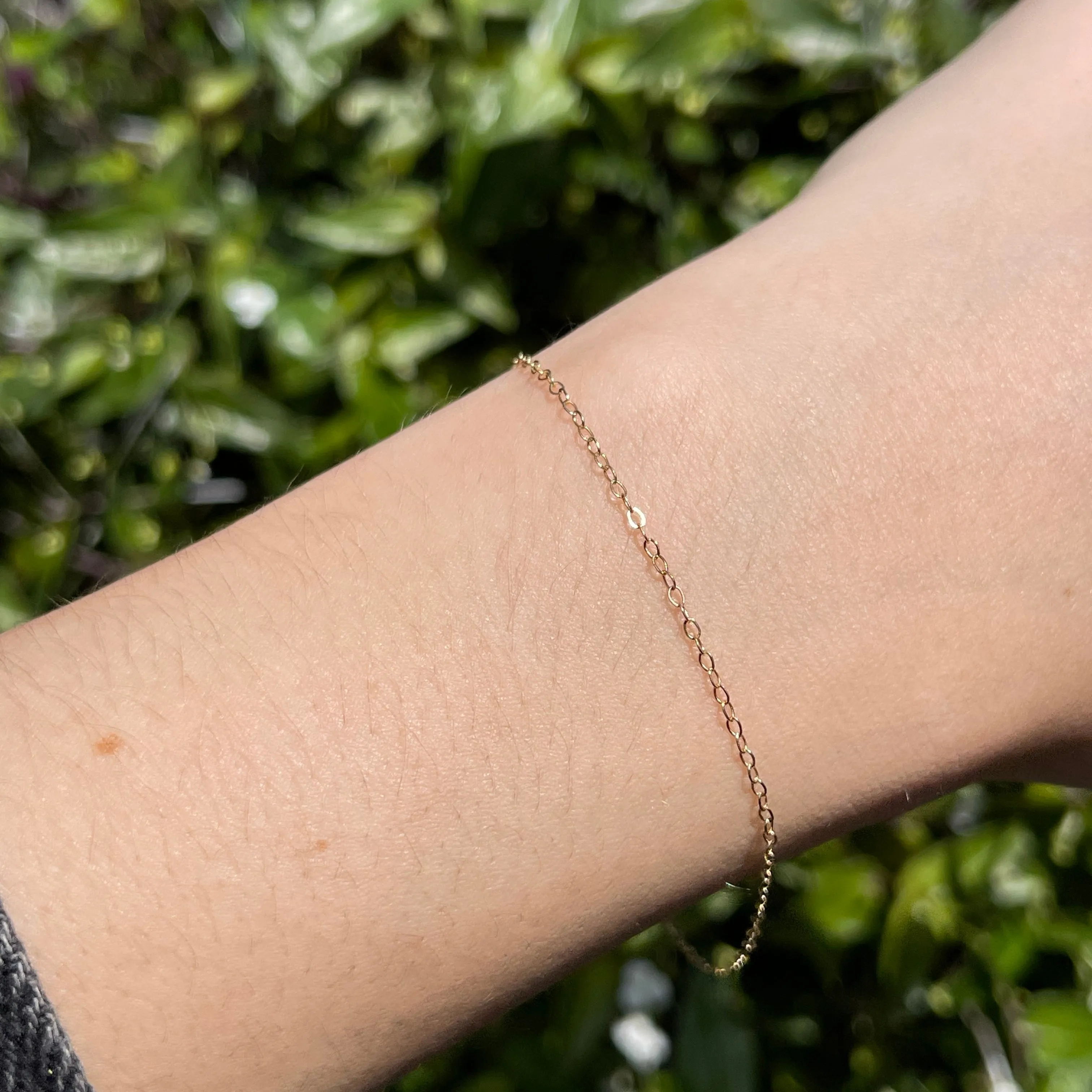14KT Yellow Gold Flat 1.3mm Cable Link Chain Bracelet