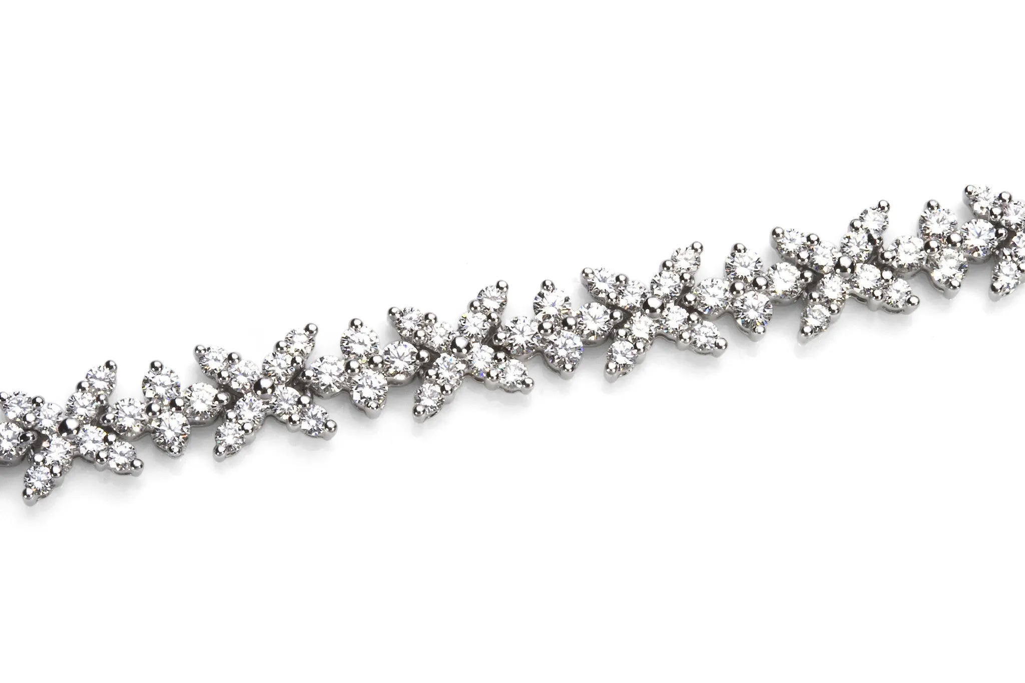 5.8 CTTW Diamond Flower Bracelet