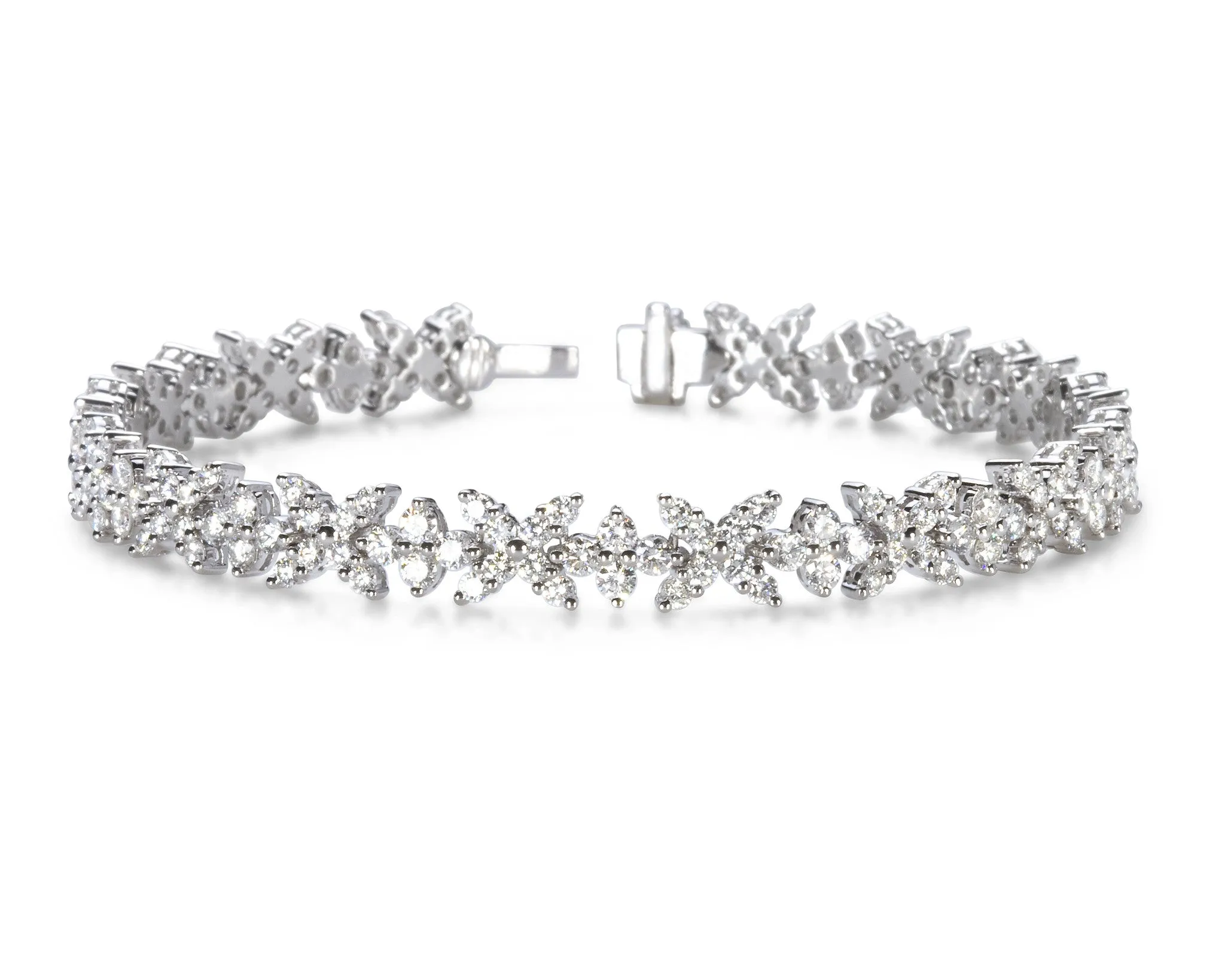 5.8 CTTW Diamond Flower Bracelet