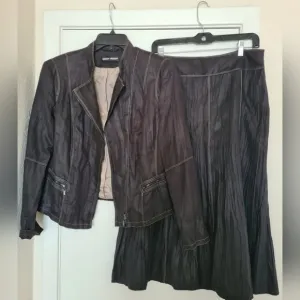 A Gerry Weber elegant set size 12