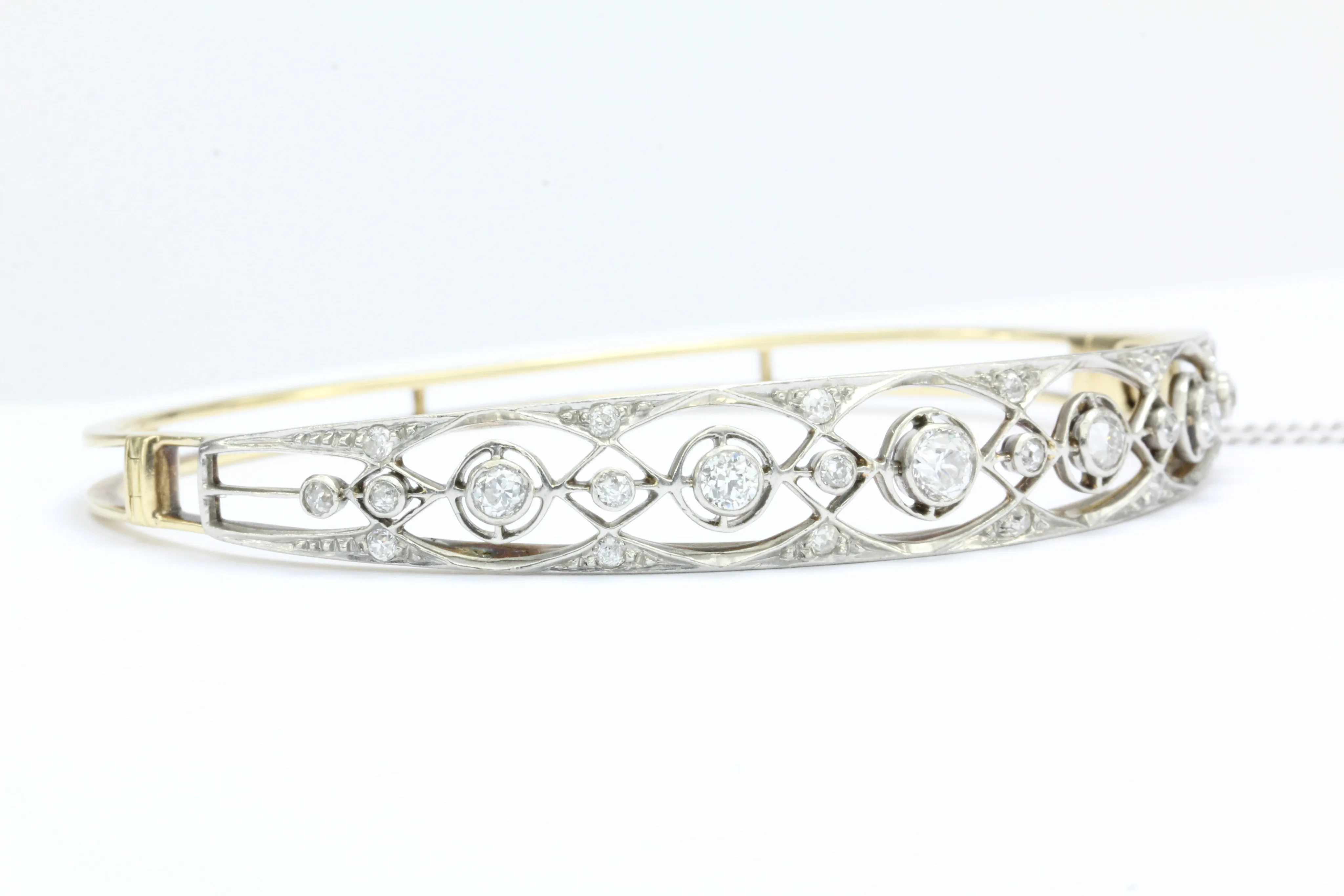 Art Nouveau 14K Yellow Gold Old European Cut Diamond Bangle Bracelet c.1905