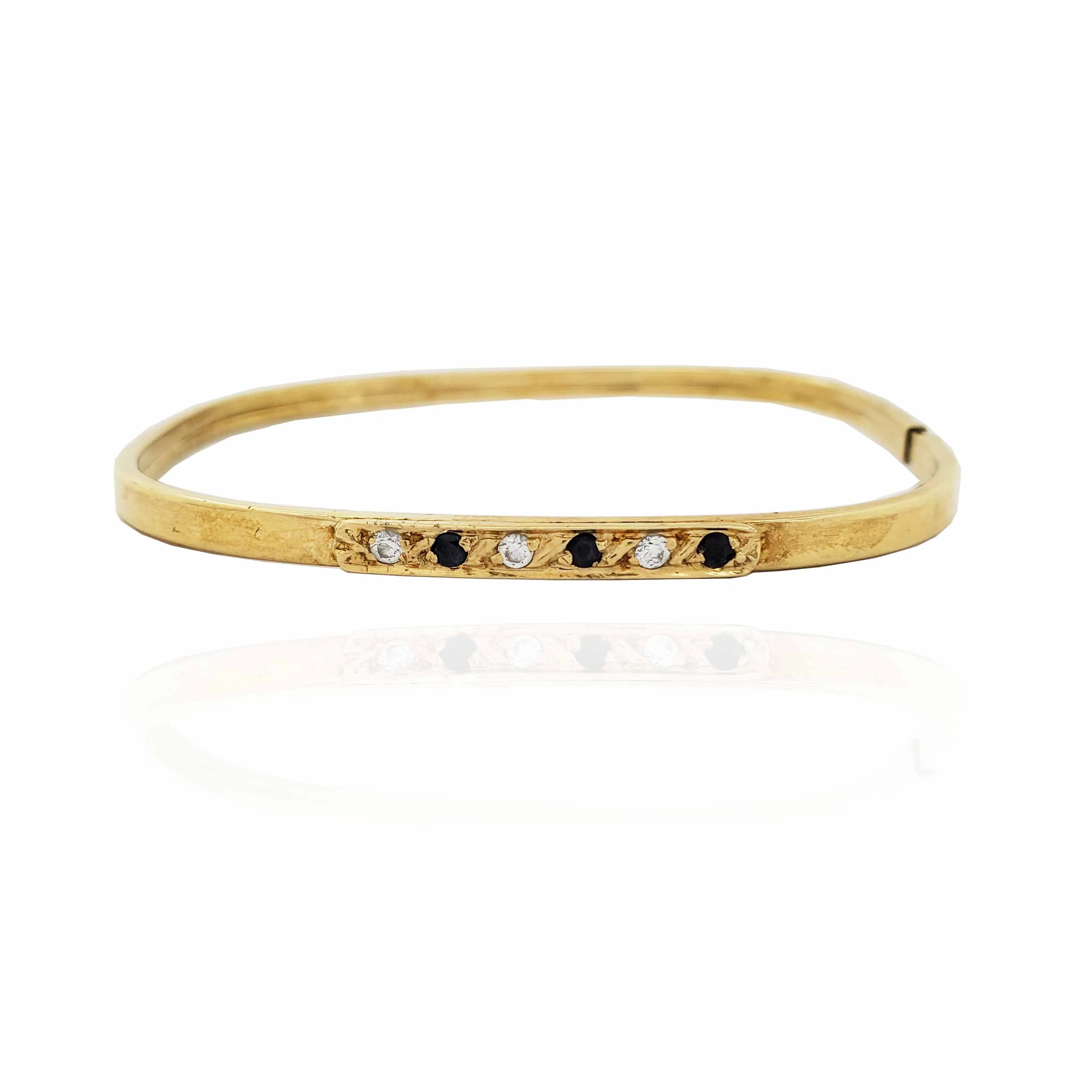 Black and White Stone Bangle Bracelet (14K).