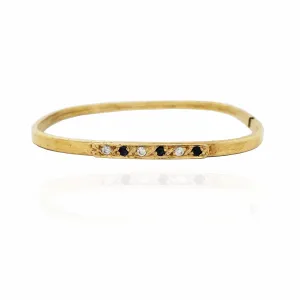 Black and White Stone Bangle Bracelet (14K).