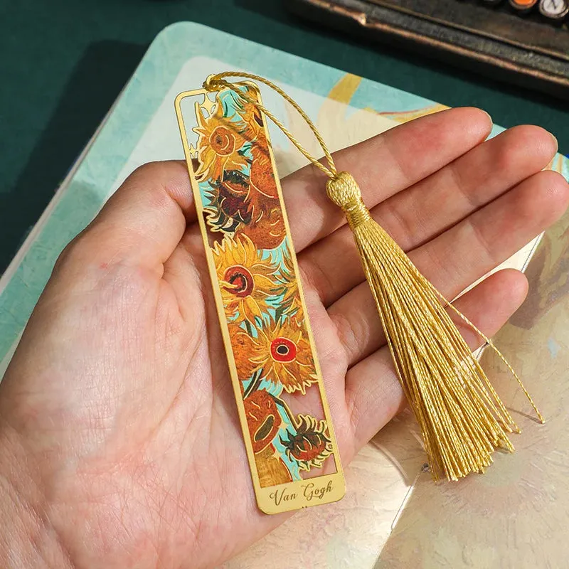 CHRISTIANARTBAG Retro Floral Painting Metal Bookmark Hollow Bronzing Bookmark With Tassel For Book Club Reader Writers Book Lovers Students