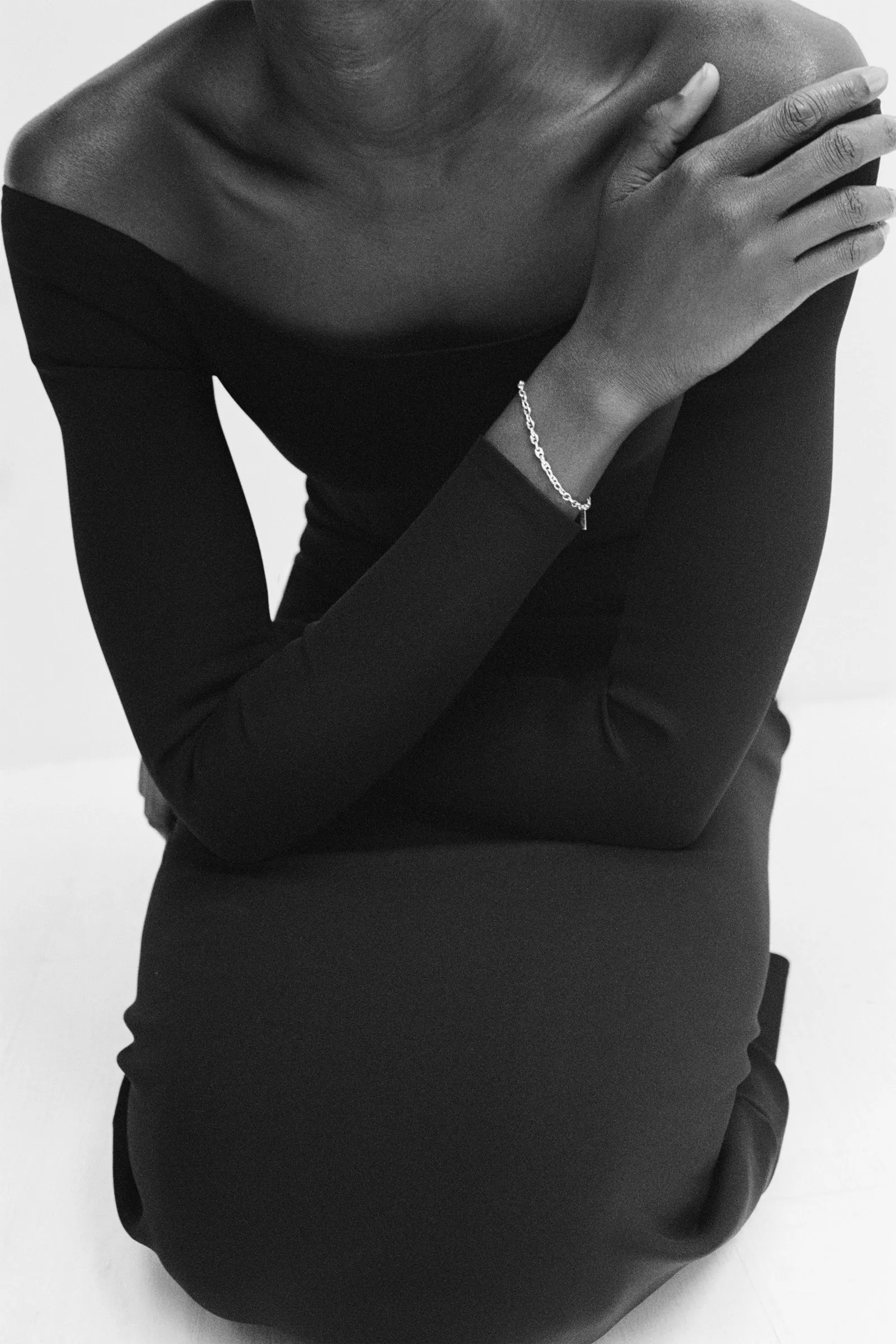 CLASSIC DELICATE CHAIN BRACELET