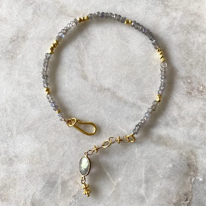 Delicate Labradorite Bracelet