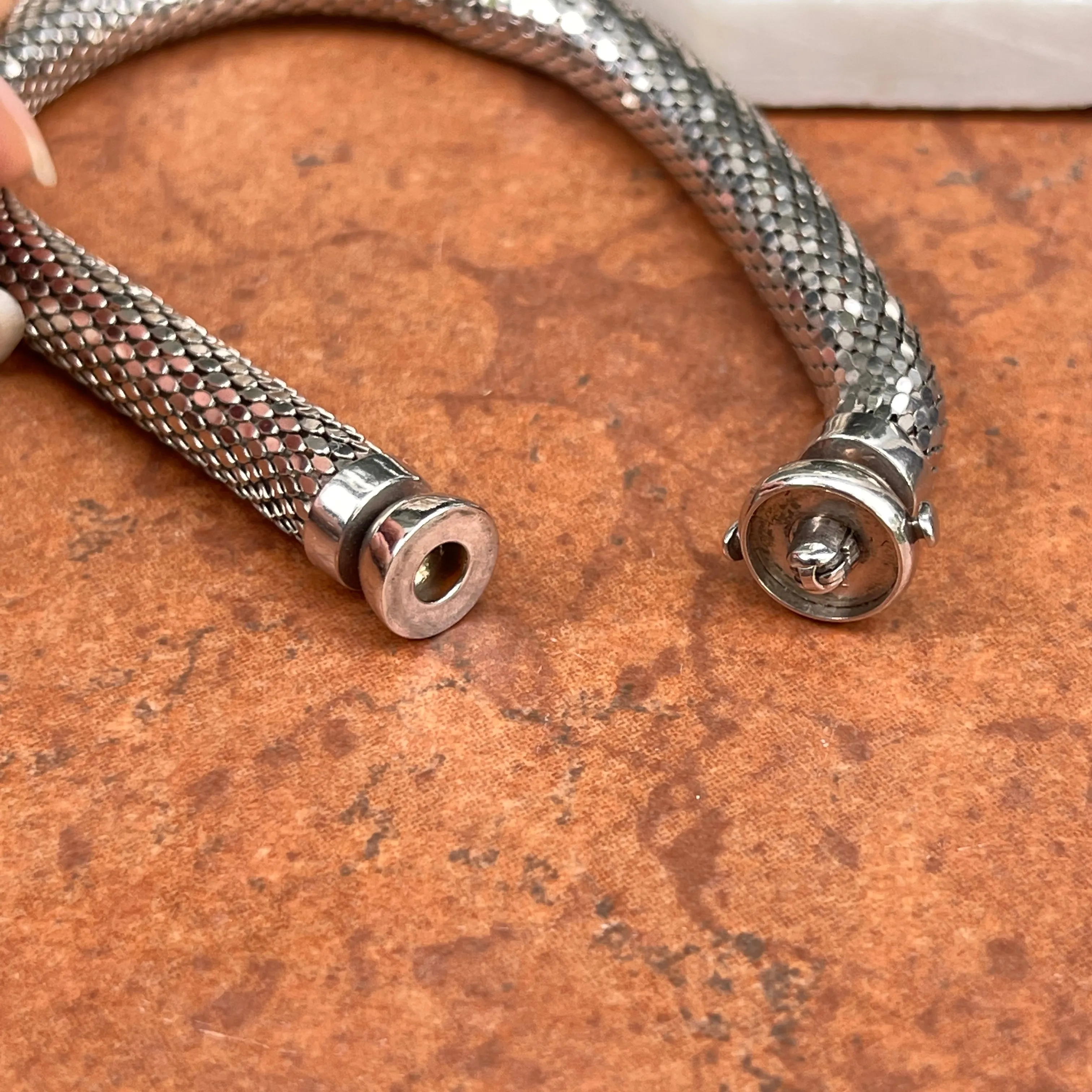 Estate 14KT White Gold Snake Mesh Rounded Bangle Bracelet