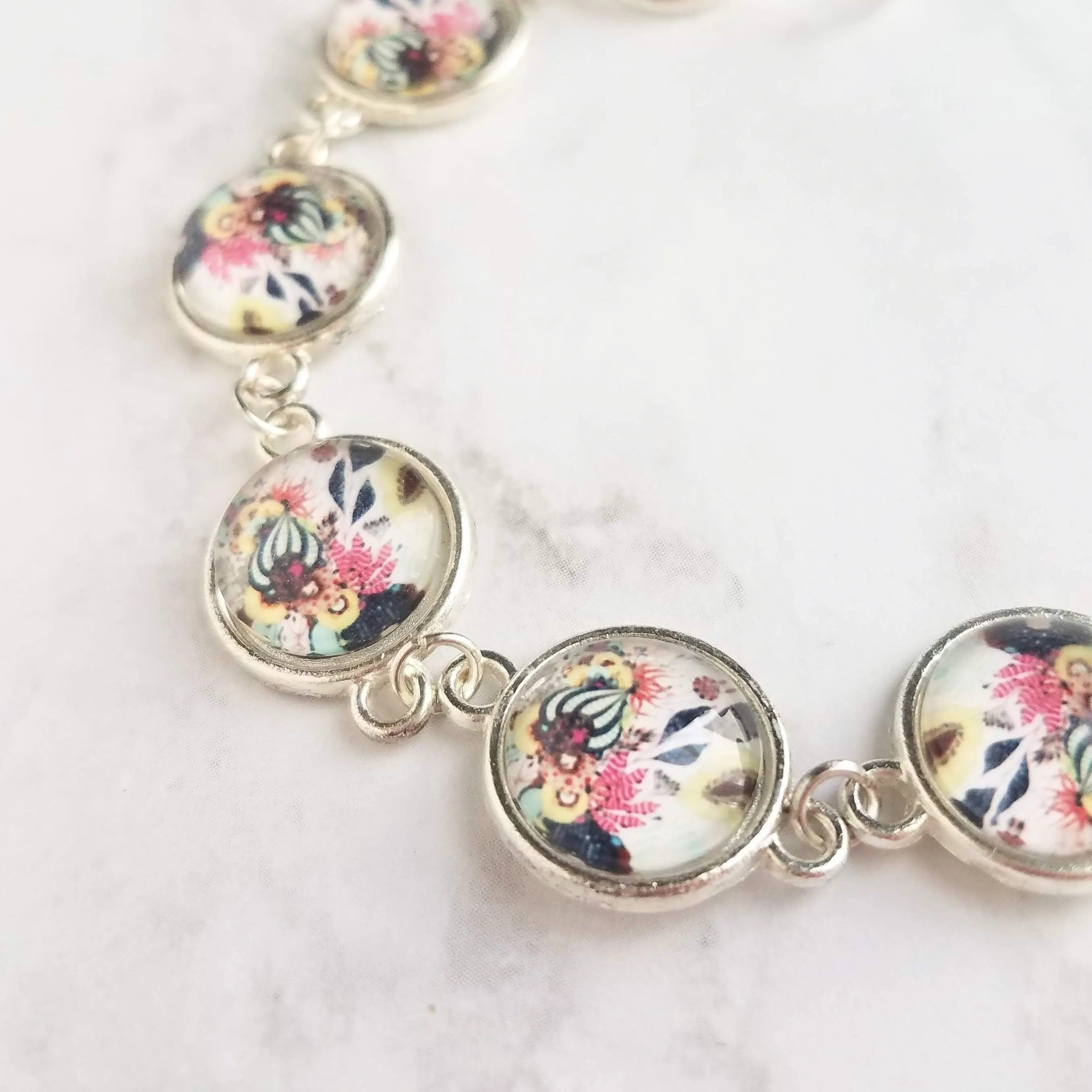 Floral Bracelet, mothers day bracelet, personalized bracelet, initial bracelet, initial charm, silver floral bracelet, mom monogram bracelet
