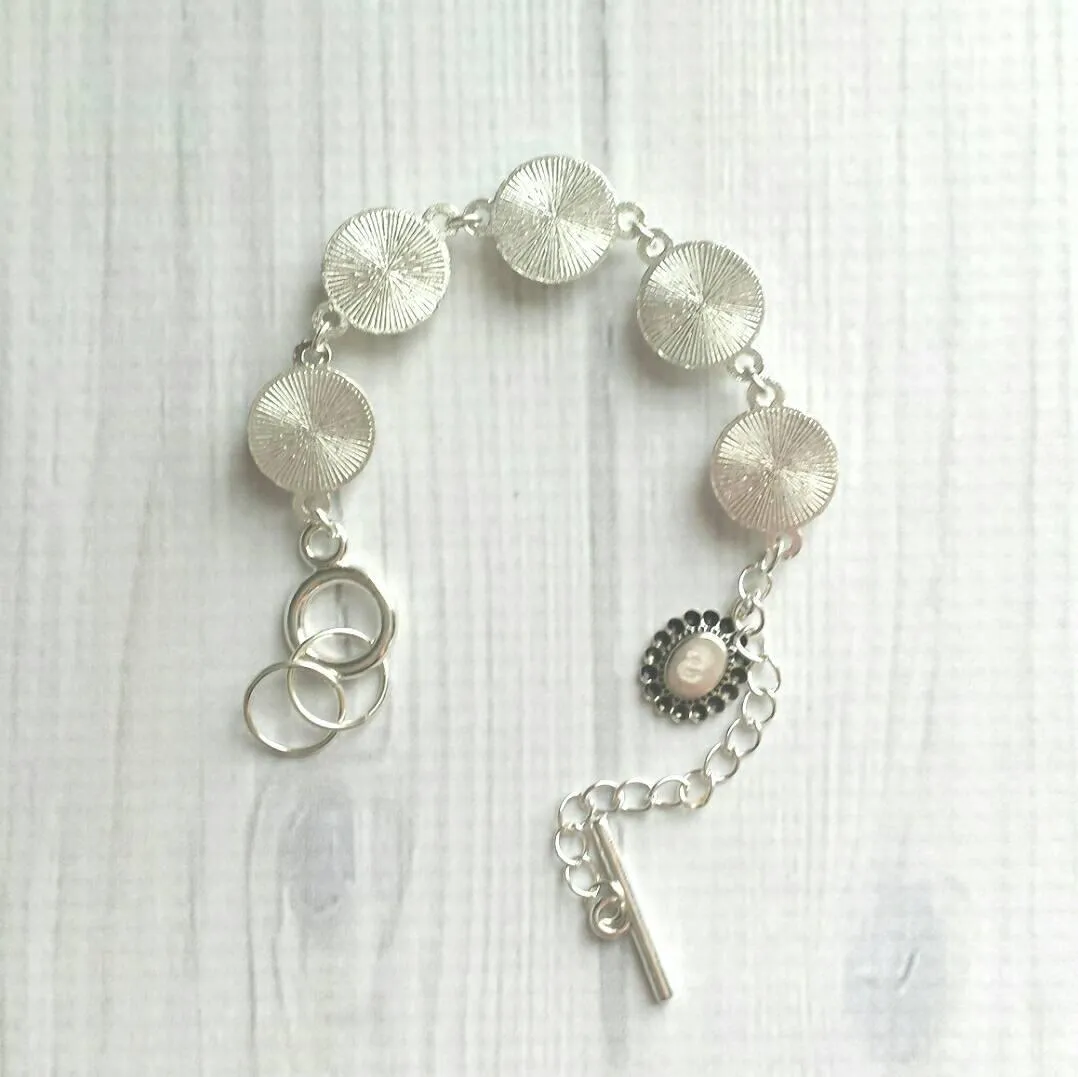 Floral Bracelet, mothers day bracelet, personalized bracelet, initial bracelet, initial charm, silver floral bracelet, mom monogram bracelet