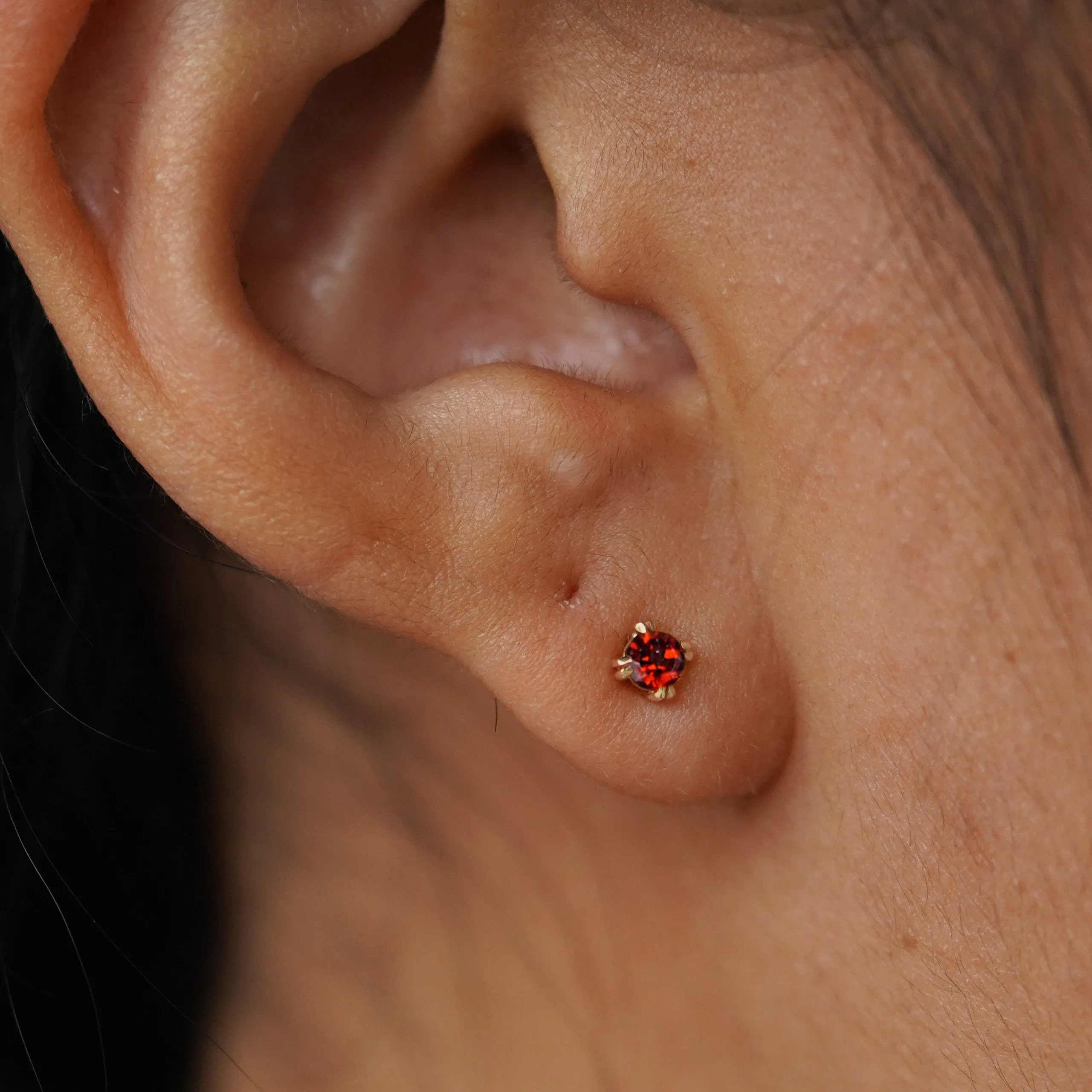 Garnet Flatback Piercing