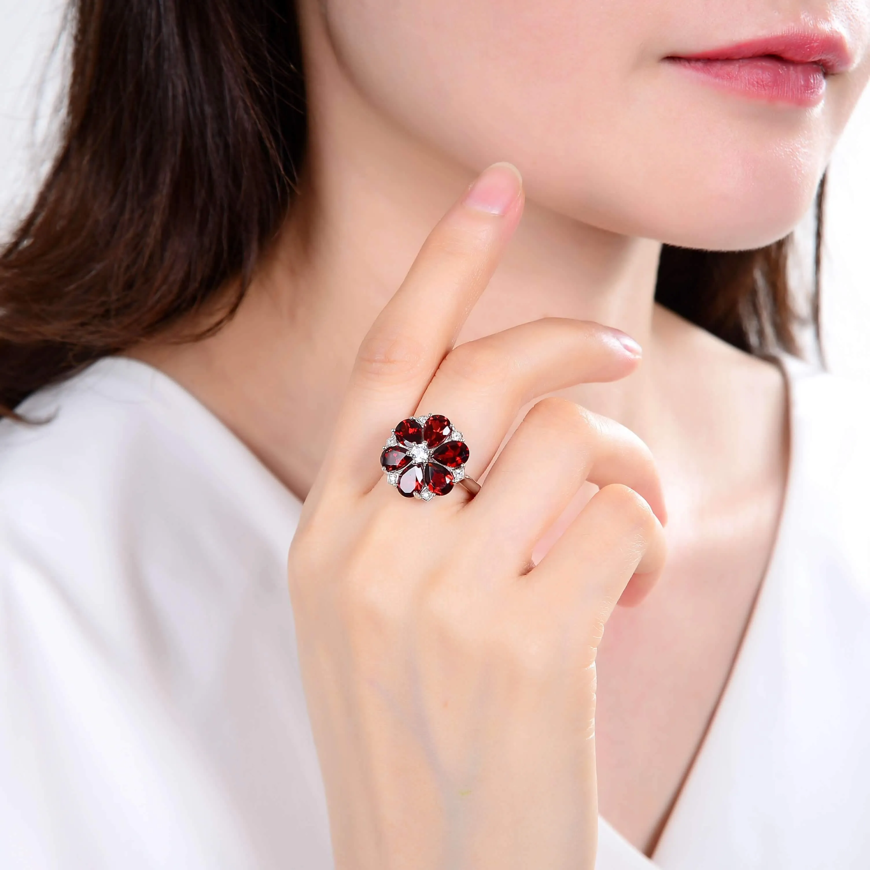 Garnet Flower Fashion Ring