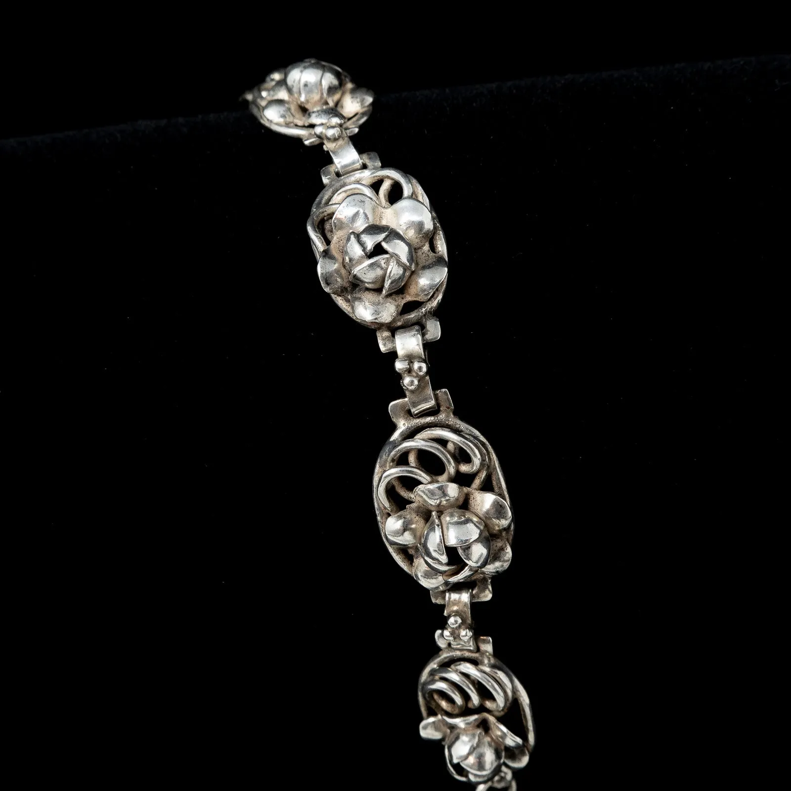 Hobe Sterling Flower Link Bracelet