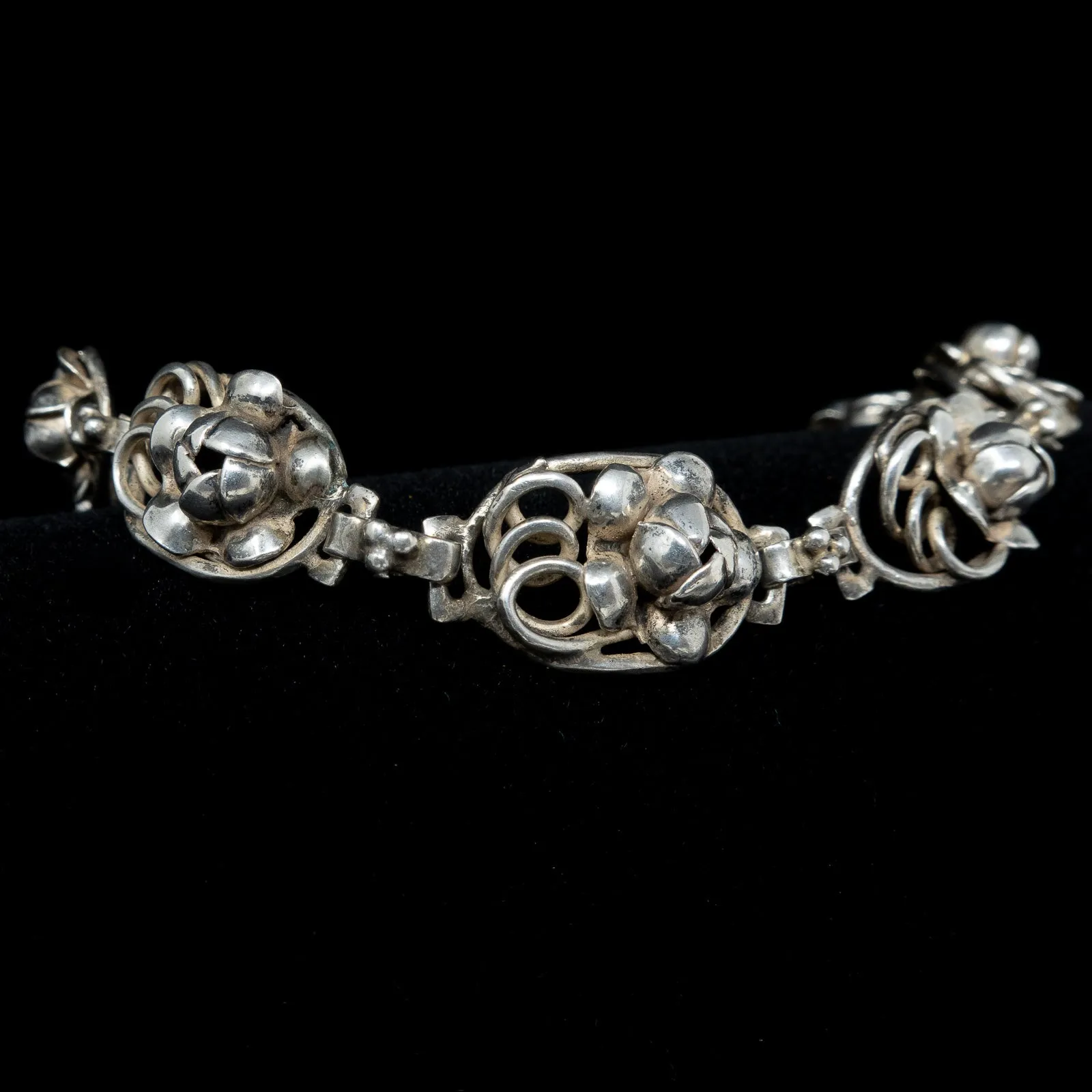 Hobe Sterling Flower Link Bracelet