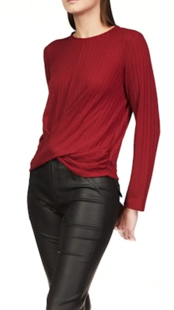 It Girl Twist Front Top