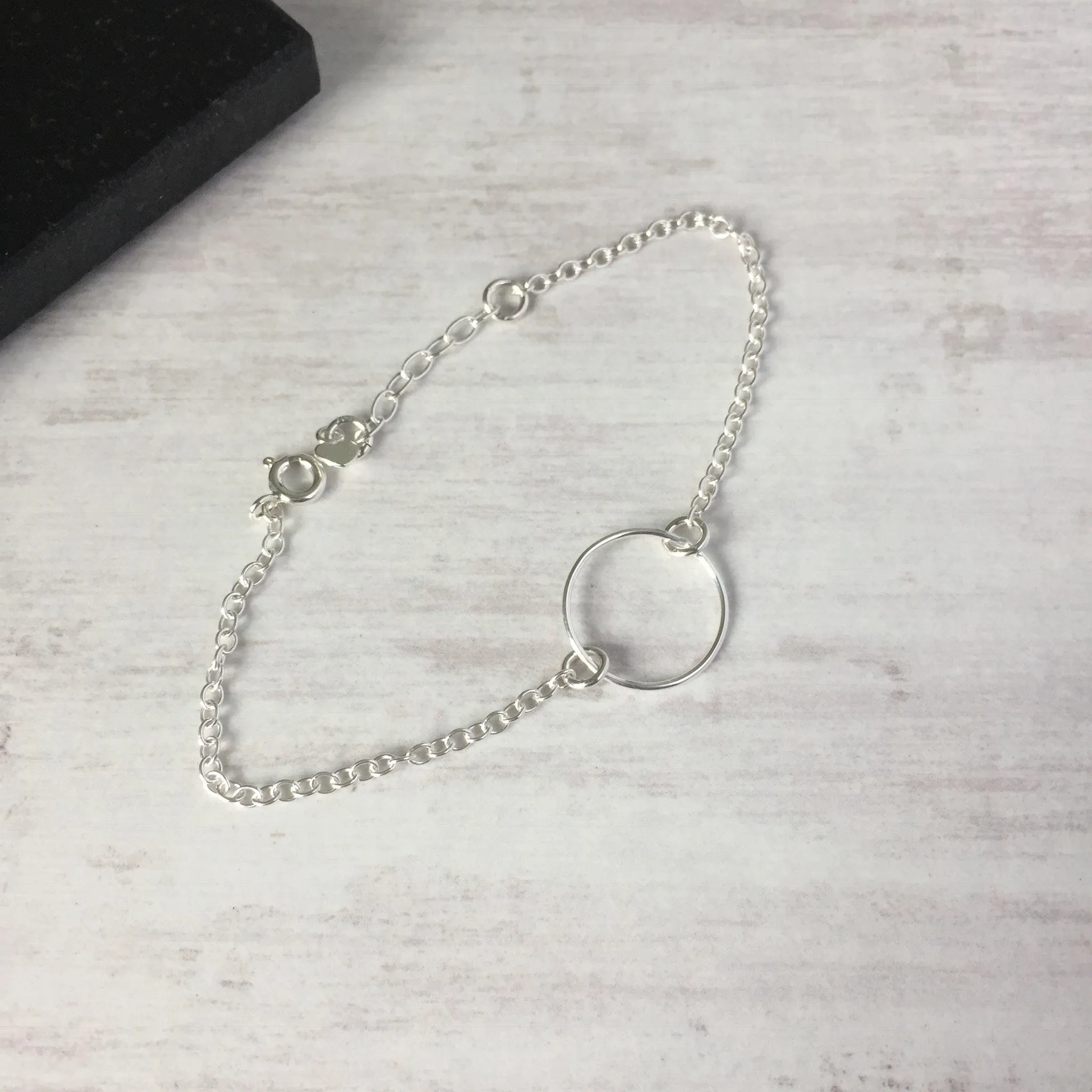 KARMA | Silver Circle Bracelet