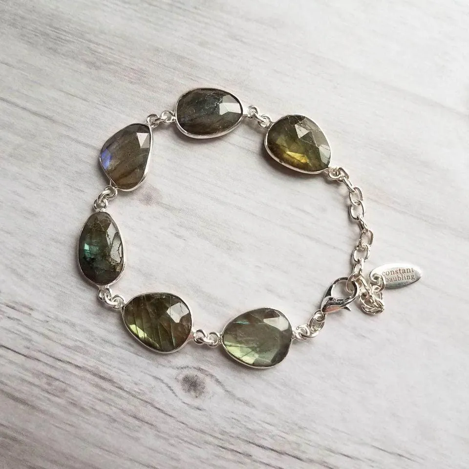 Labradorite Bracelet, oval stone bracelet, chunky stone bracelet, gemstone bracelet, silver frame, iridescent stone metallic flash bracelet