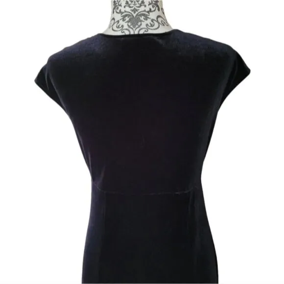 Maggy London black velvet v-neck midi dress size 8
