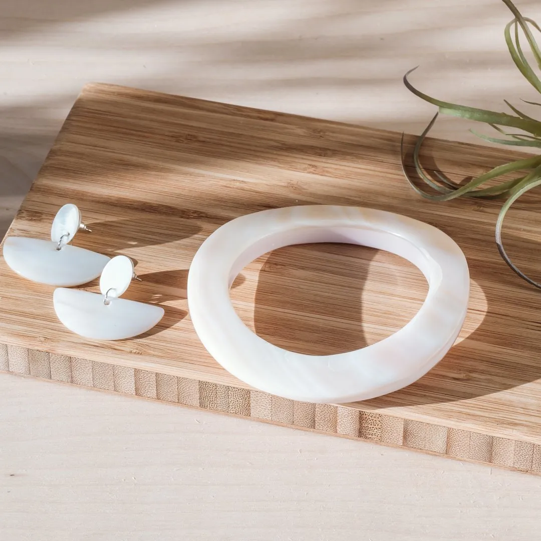 Mother-of-Pearl Bangle, Pearl White - Shell Jewelry