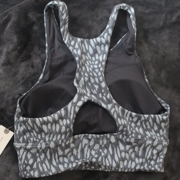NWT Varley Let's Move Harris Sports Bra.