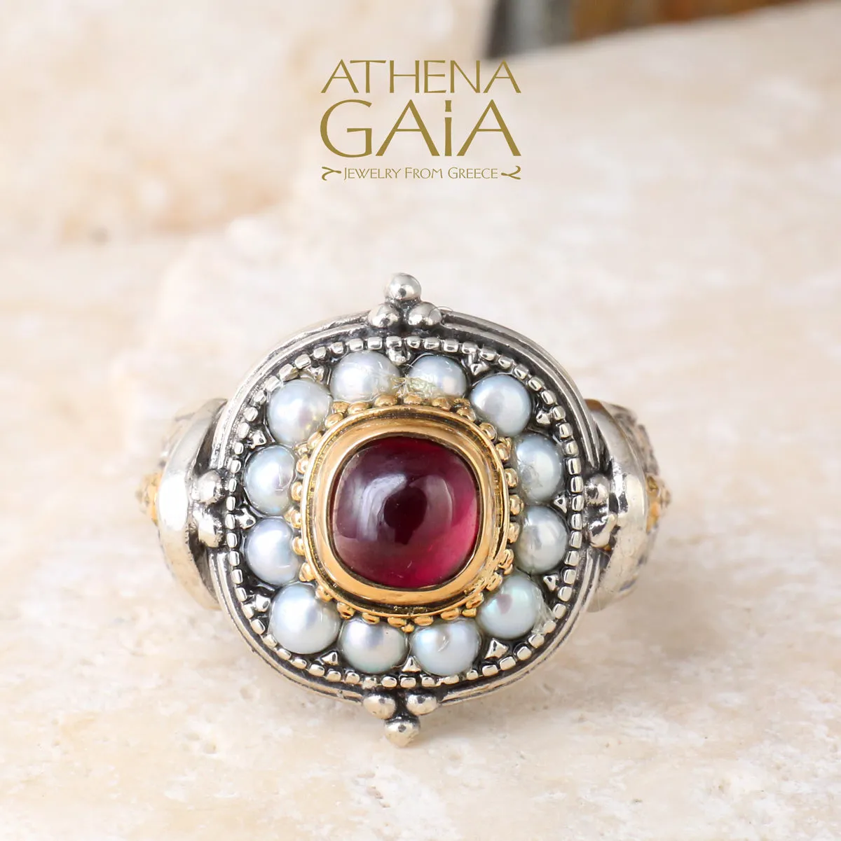 Pearl Fountain Soft Square Ring