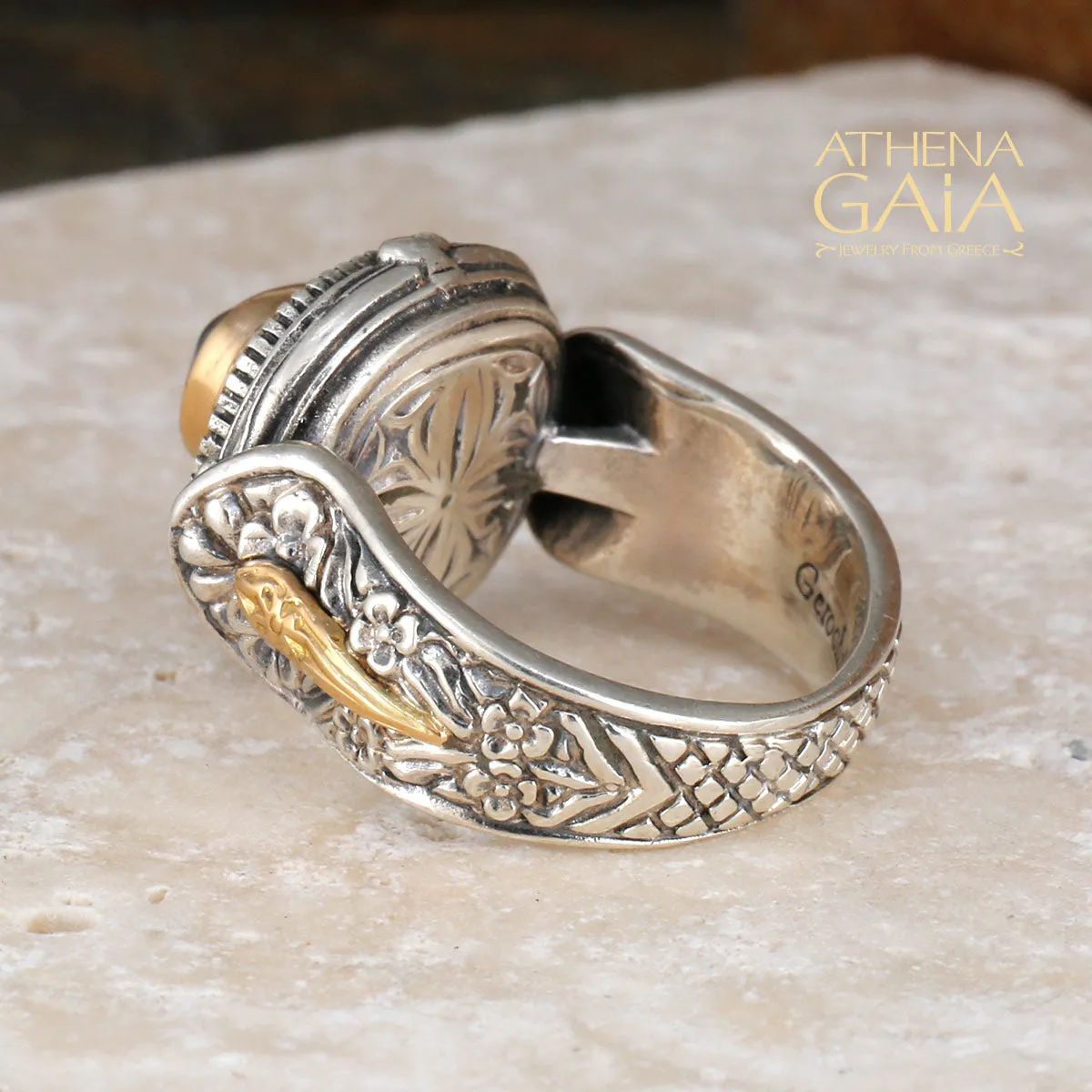 Pearl Fountain Soft Square Ring