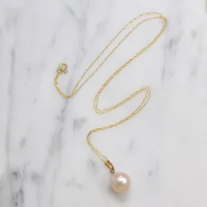 Pearl Solitaire Pendant with Soft Pink Glow