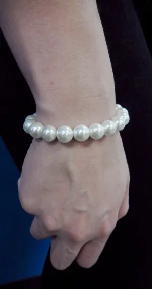 Pearl Stretch Bracelet