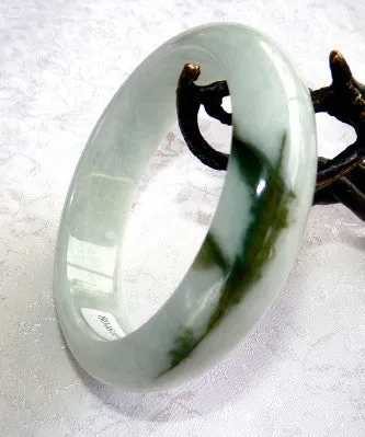 "Kiss of Yang" on Soft Green "Yin" Burmese Jadeite Bangle Bracelet 54 mm   Certificate (723)