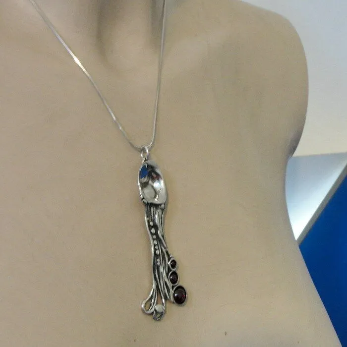 Real Red Garnet Pendant Artistic Handmade 925 Sterling Silver Hadar Designers(H