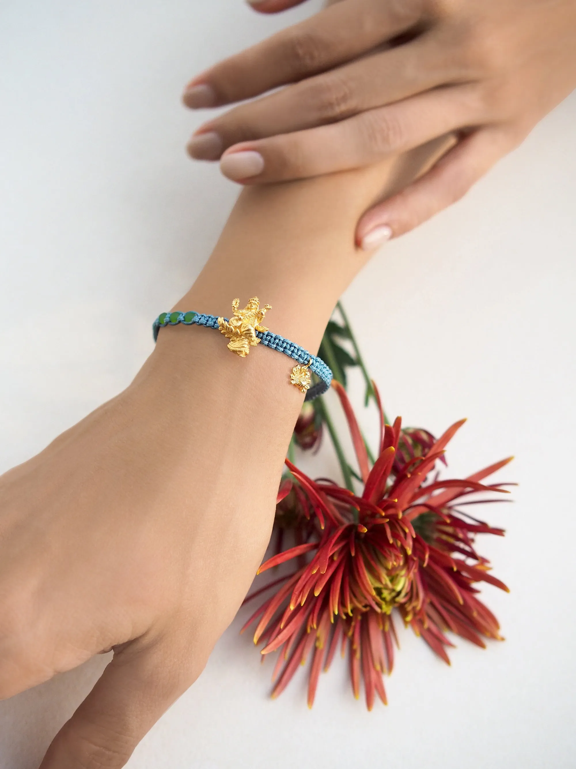 Tridevi Sarasvati Aventurine Elegant Bracelet  |  Favora - Trinity