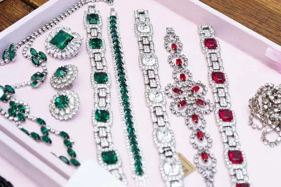 Vintage Art Deco Emerald and Clear Diamante Rhinestone Bracelet
