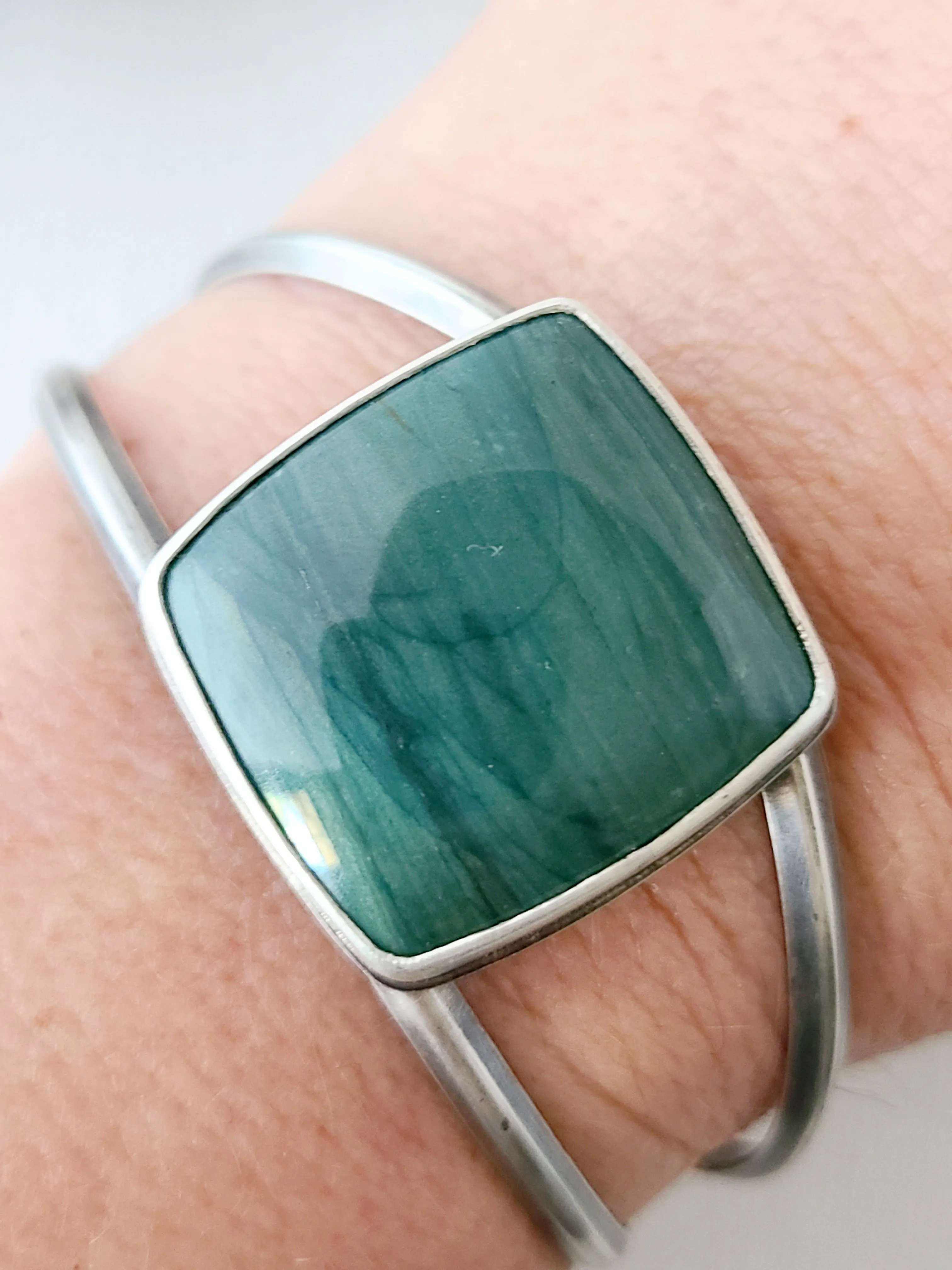 Wave Cuff Bracelet-teal jasper